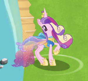 Light Changeling Cadance in-town.png